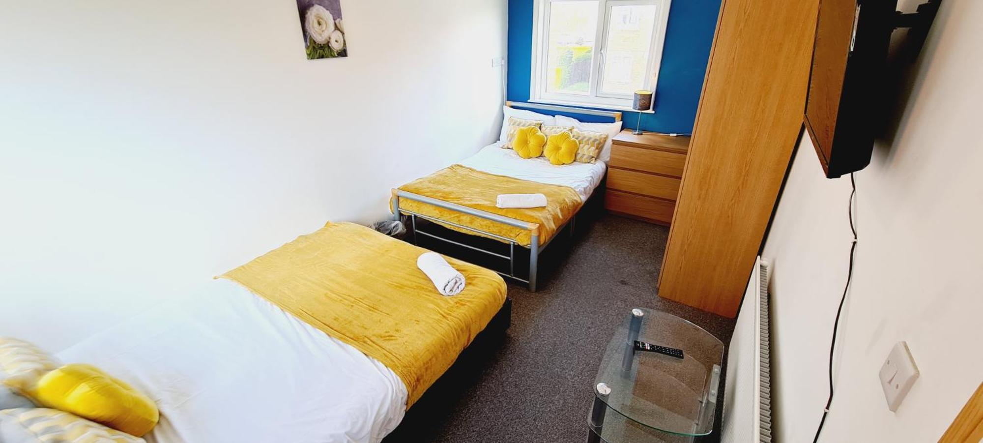 Browning House 3 Bedroom 6 Beds Long Or Short Stay 德比 外观 照片