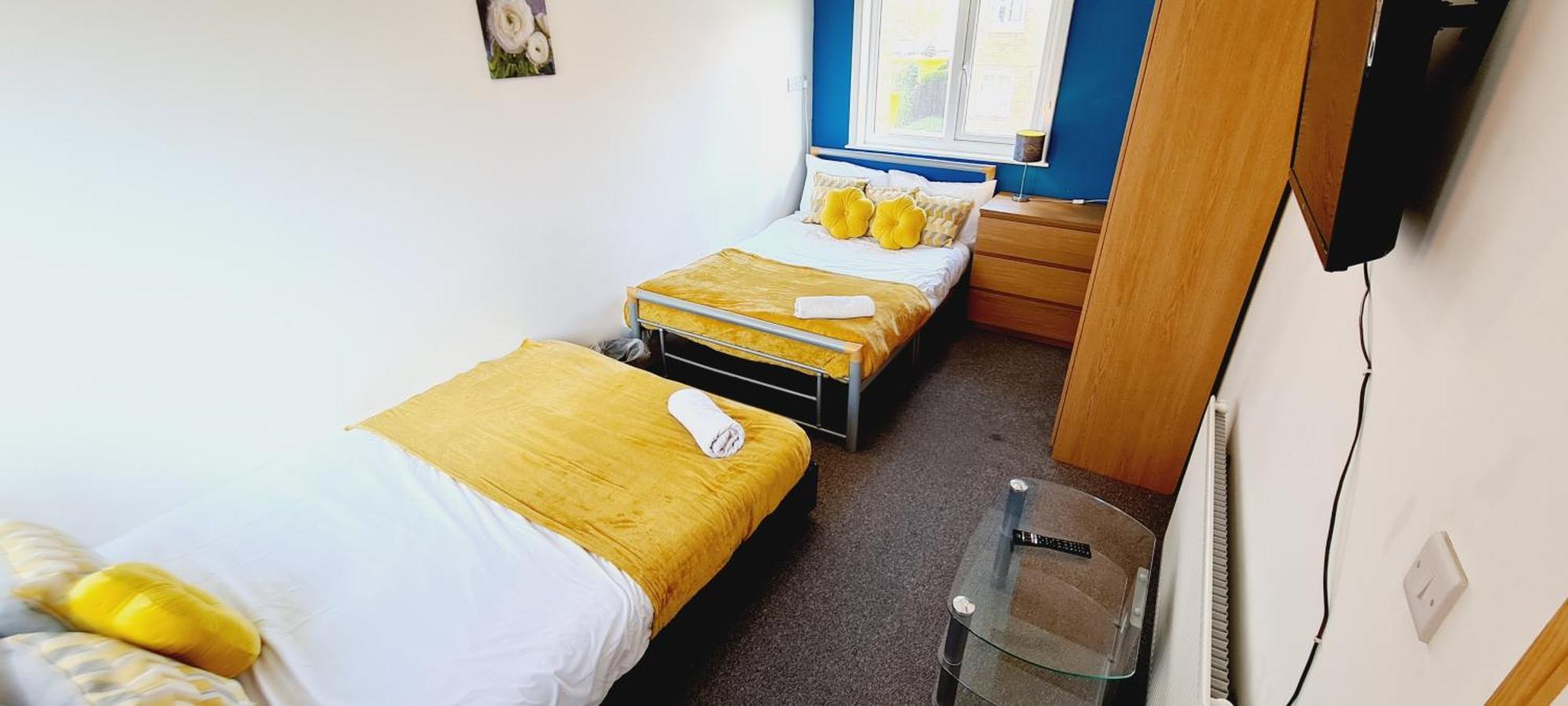 Browning House 3 Bedroom 6 Beds Long Or Short Stay 德比 外观 照片