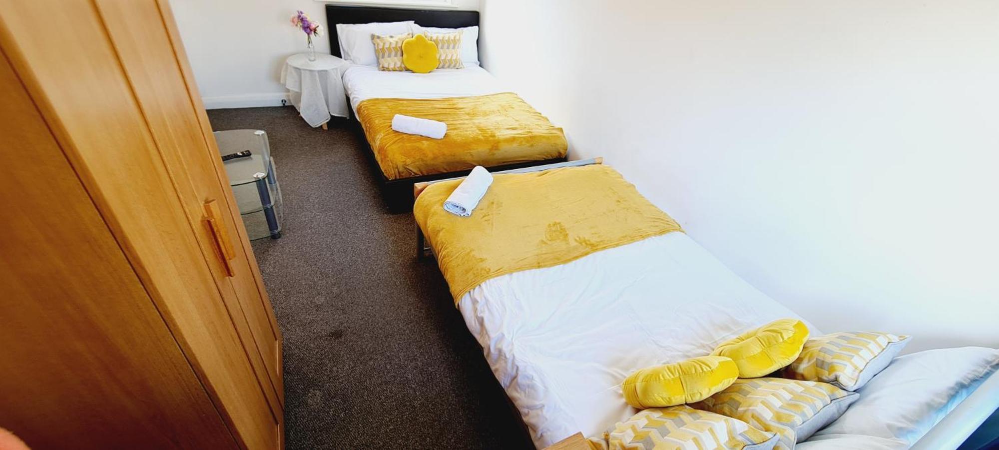 Browning House 3 Bedroom 6 Beds Long Or Short Stay 德比 外观 照片